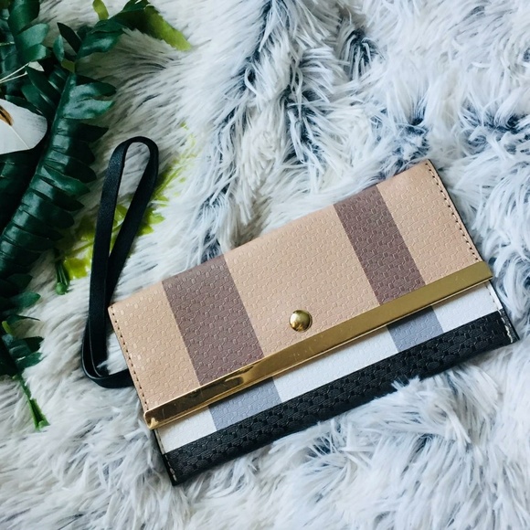 Accessories - Simple Plaid strap wallet